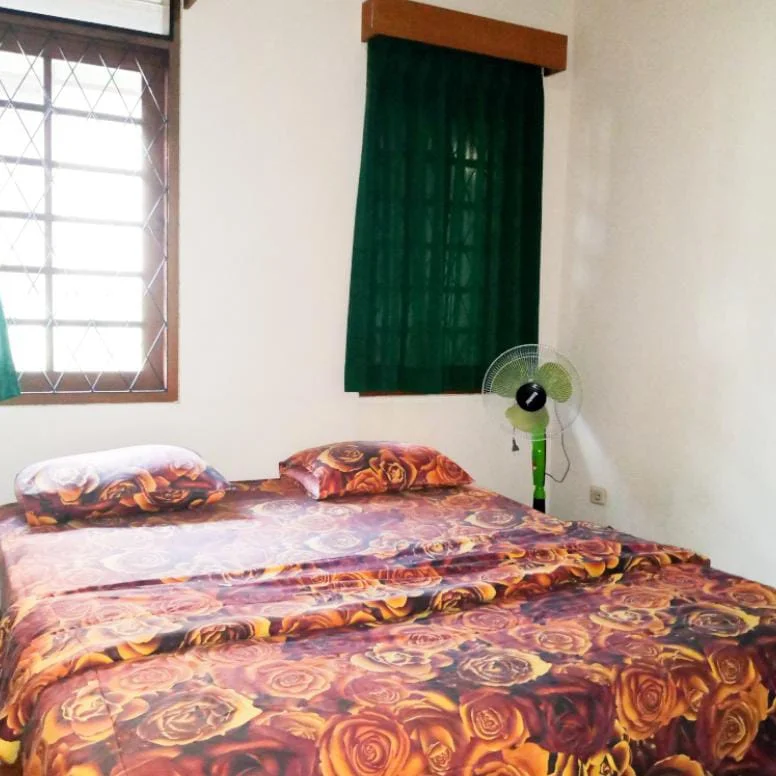 3 Kamar Villa Kota Bunga Puncak di Puncak Bogor - foto 6